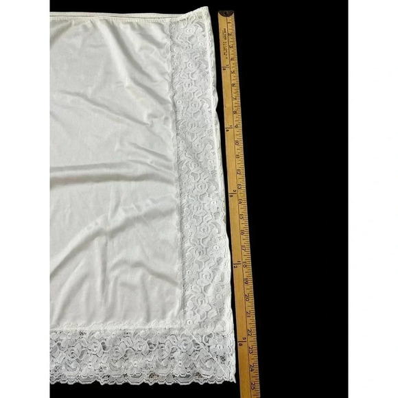 Vintage Komar White Stretch Nylon Lace Trim Straight Slip Size Medium - Picture 2 of 8